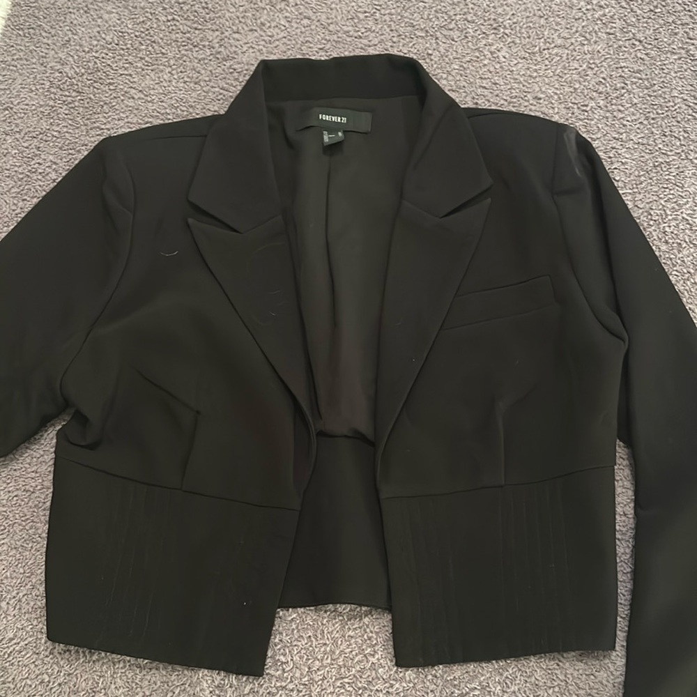 Cropped Black Fashion Blazer